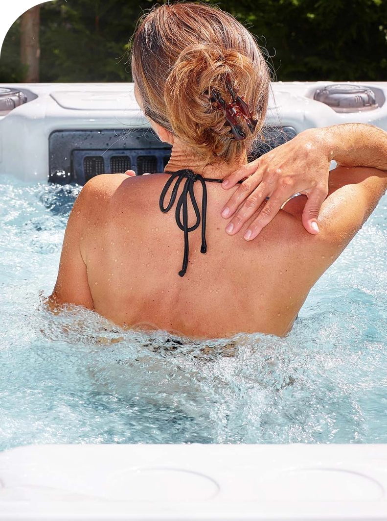 woman-hottub-horizontal